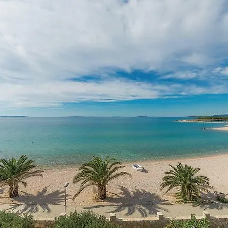 Dora ポヴリャナ